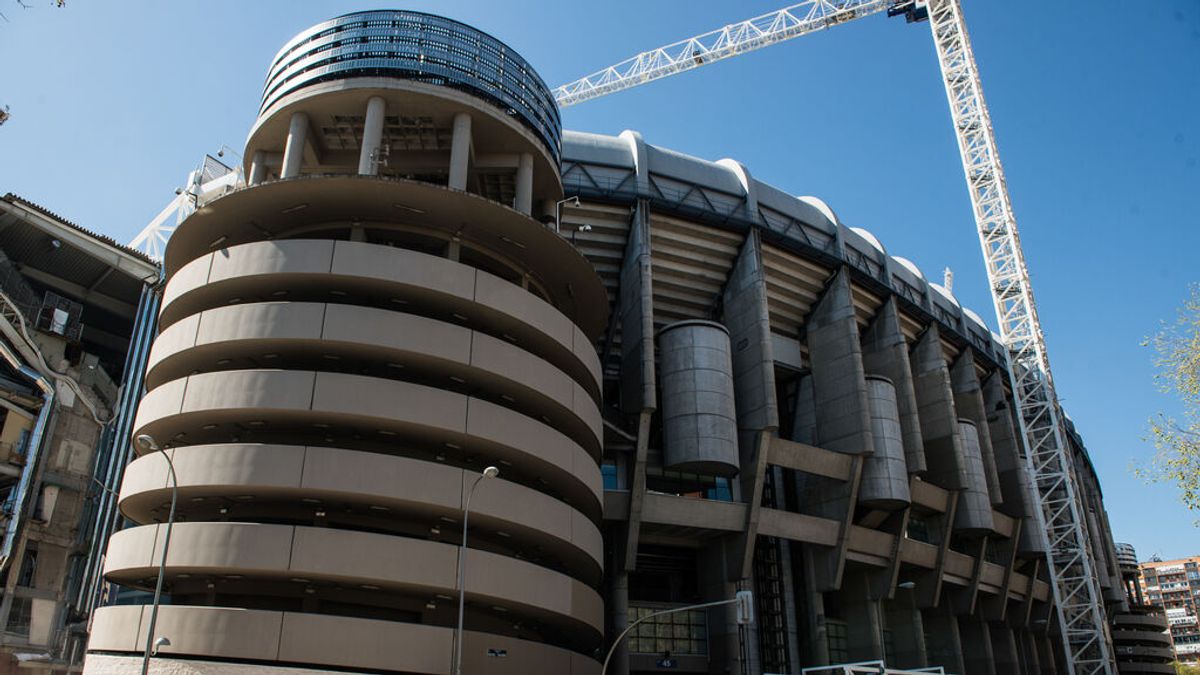 Extinguen un incendio en las obras del Santiago Bernabéu