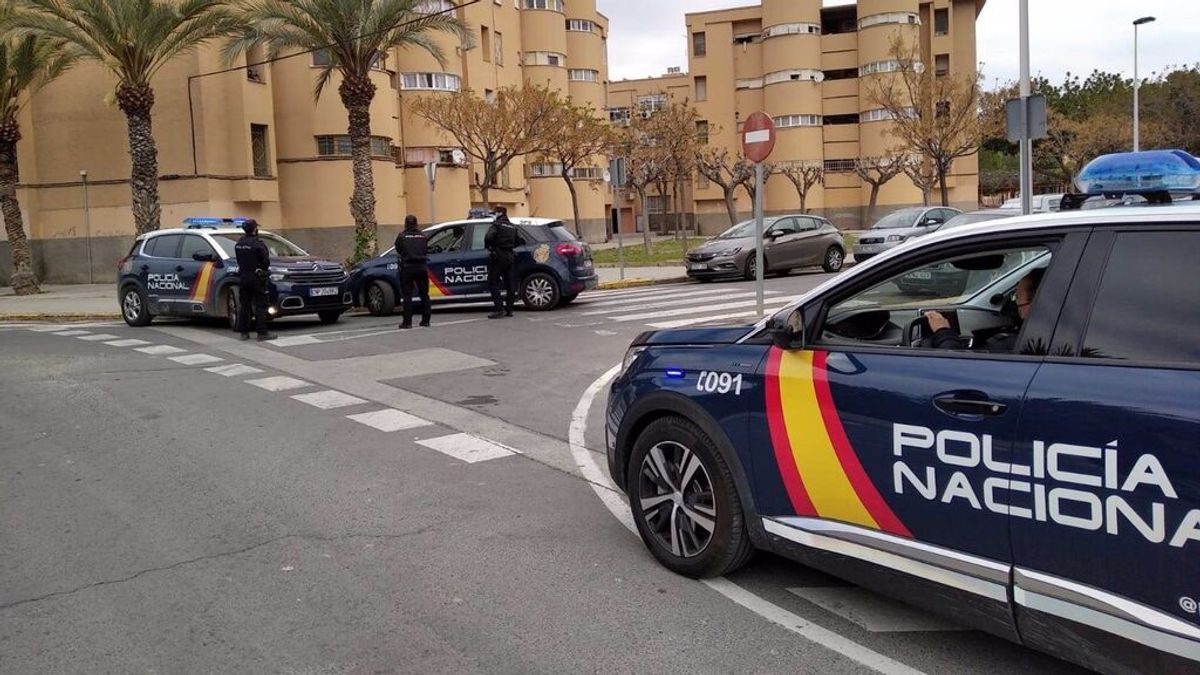 Detienen a una pareja por la muerte violenta de un bebé de seis meses en Elche Detienen a una pareja por la muerte violenta de un bebé de seis meses en Elche