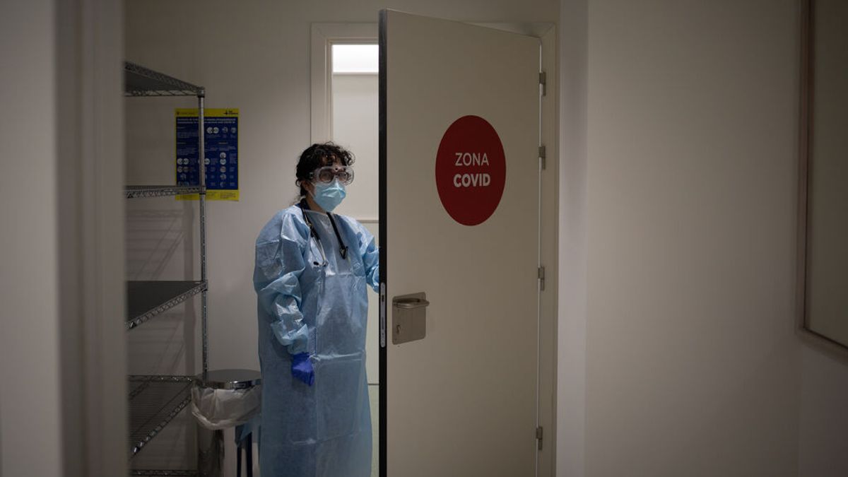 España desciende de 5.000 hospitalizados a causa del covid por primera vez desde agosto España desciende de 5.000 hospitalizados a causa del covid por primera vez desde agosto