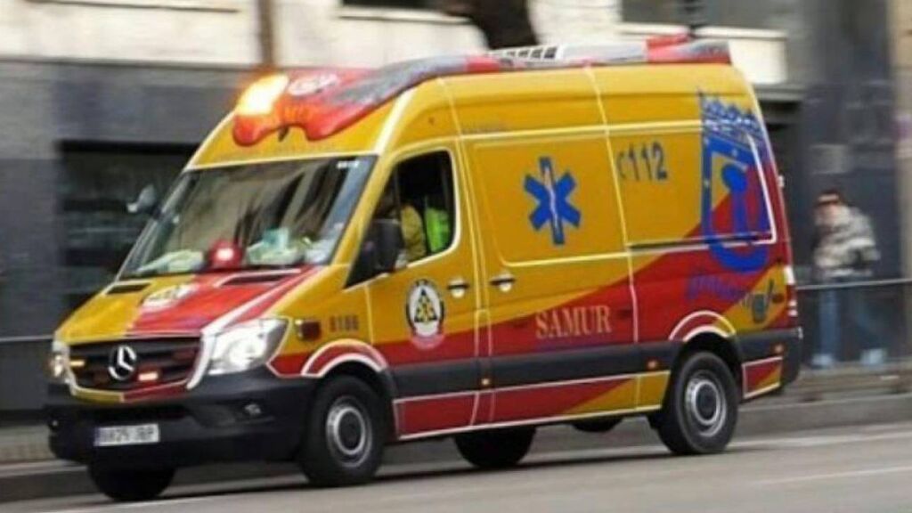 Muere un hombre tras precipitarse en el interior del CaixaForum en Madrid