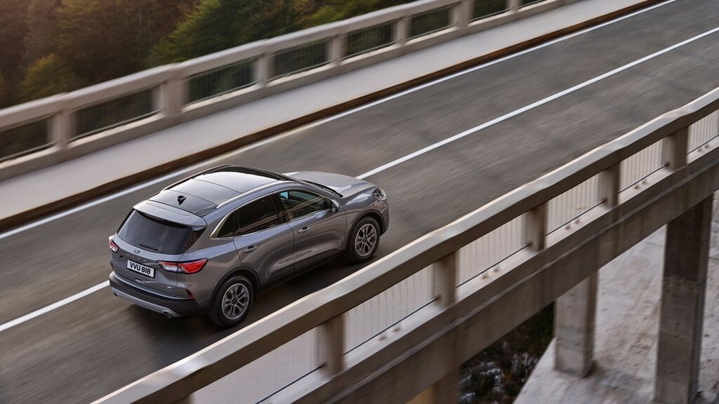 El Kuga híbrido tiene una conducción dinámica