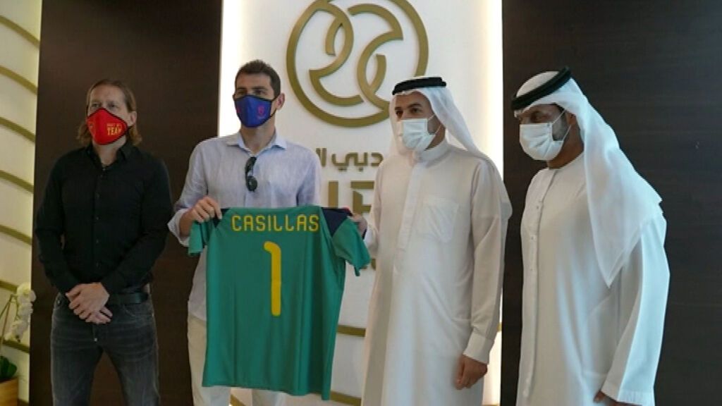 Casillas negocia abrir una academia de fútbol en Dubai para formar a jóvenes porteros