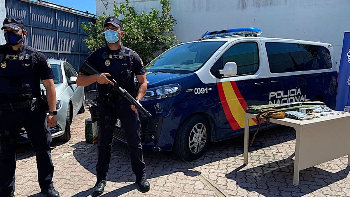 Detenido el presunto autor de los disparos contra un furgón policial en los disturbios de La Línea de la Concepción Detenido el presunto autor de los disparos contra un furgón policial en los disturbios de La Línea de la Concepción