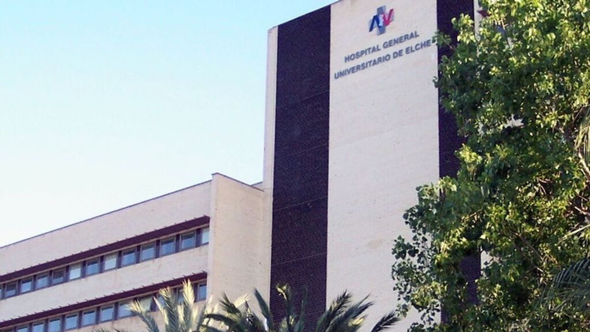La autopsia revela que el bebé fallecido en Elche tenía un fuerte traumatismo en la cabeza y signos de malos tratos La autopsia revela que el bebé fallecido en Elche tenía un fuerte traumatismo en la cabeza y signos de malos tratos