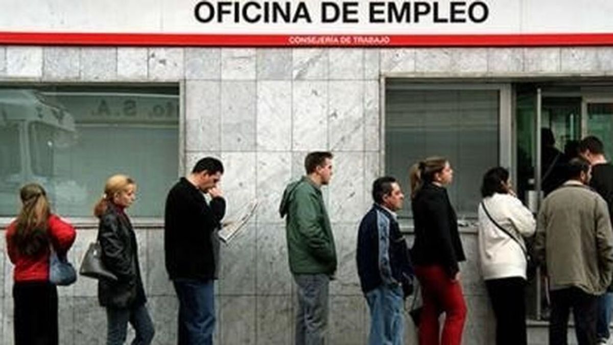 La covid ya no es la primera preocupación de los españoles, sino, de nuevo, el desempleo La covid ya no es la primera preocupación de los españoles, sino, de nuevo, el desempleo