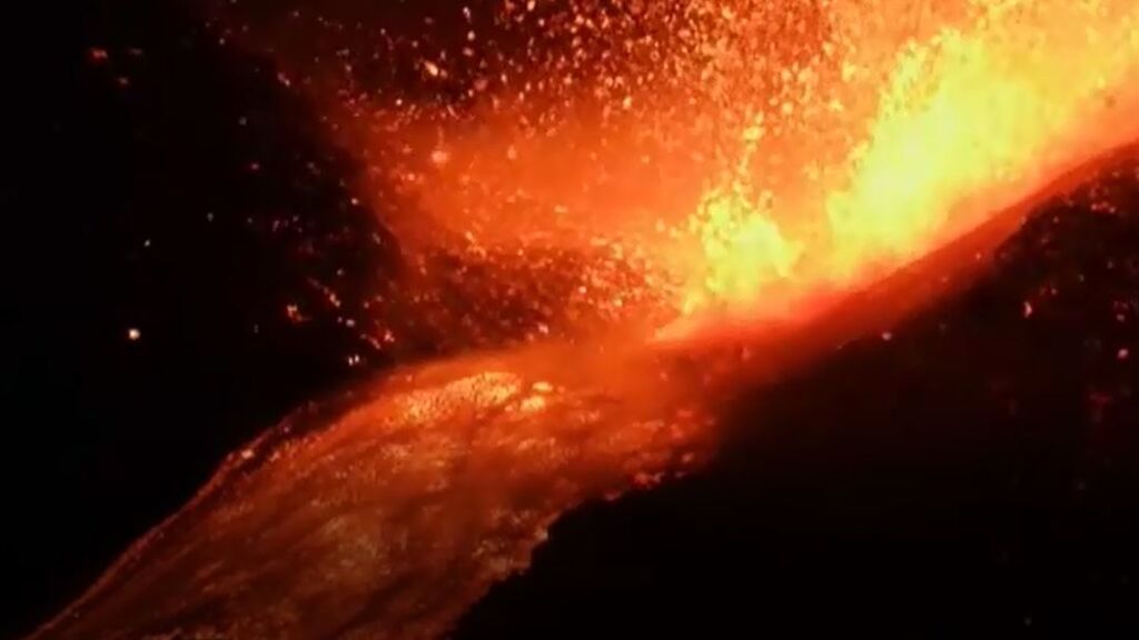 Espectaculares imágenes de una nueva erupción del volcán Etna