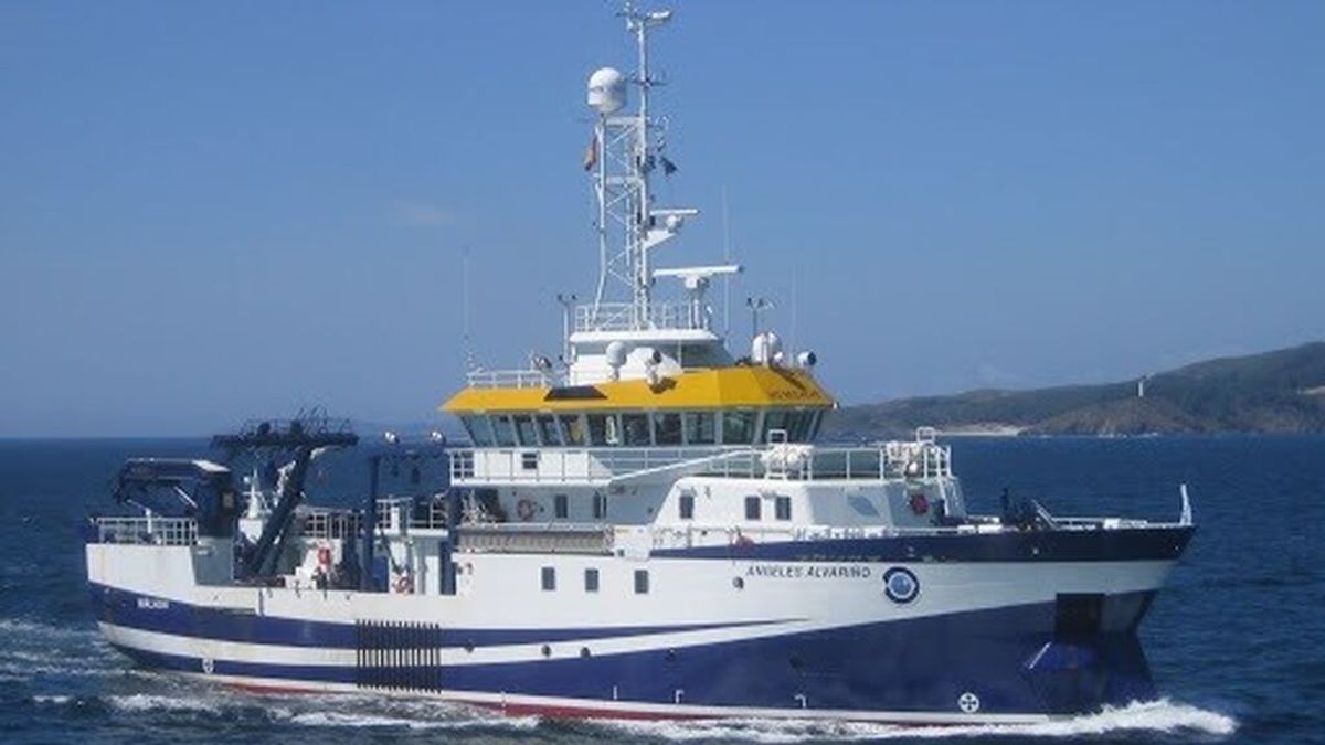 El buque oceanográfico que buscará a Anna y Olivia llega a Tenerife El buque oceanográfico que buscará a Anna y Olivia llega a Tenerife
