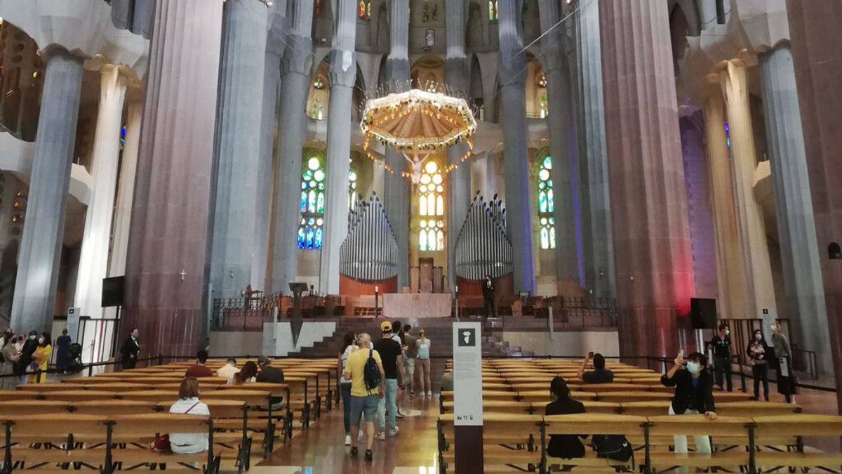 Reabre la Sagrada Familia tras siete meses de cierre al público Reabre la Sagrada Familia tras siete meses de cierre al público