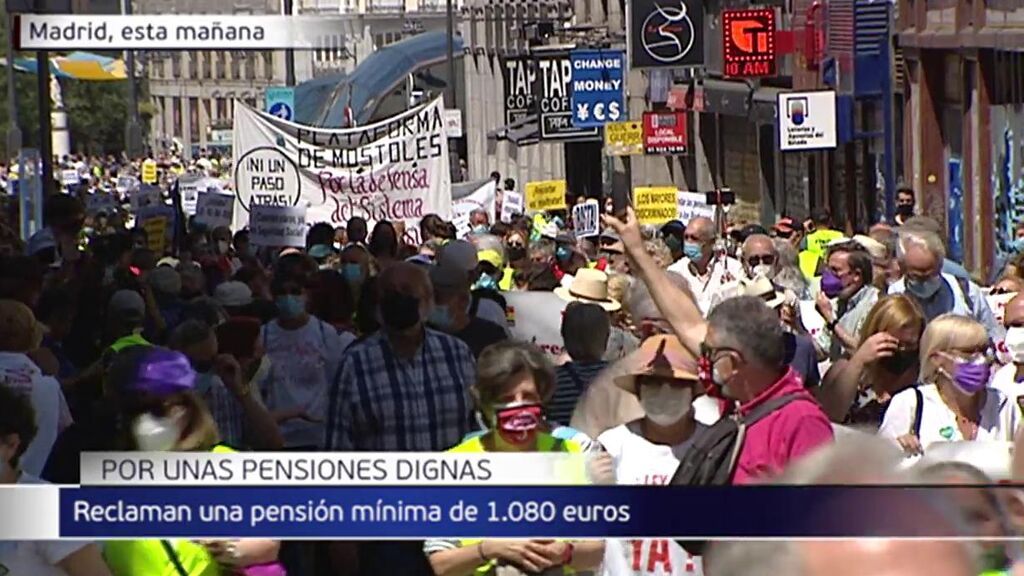 Miles de personas toman las calles para exigir pensiones dignas