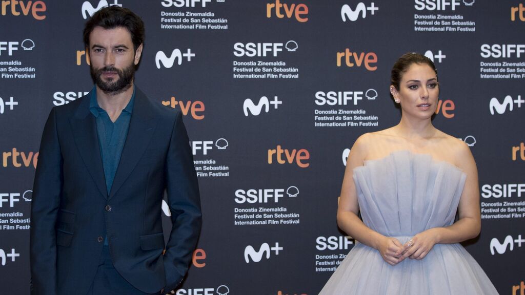 Blanca Suárez y Javier Rey en un photocall