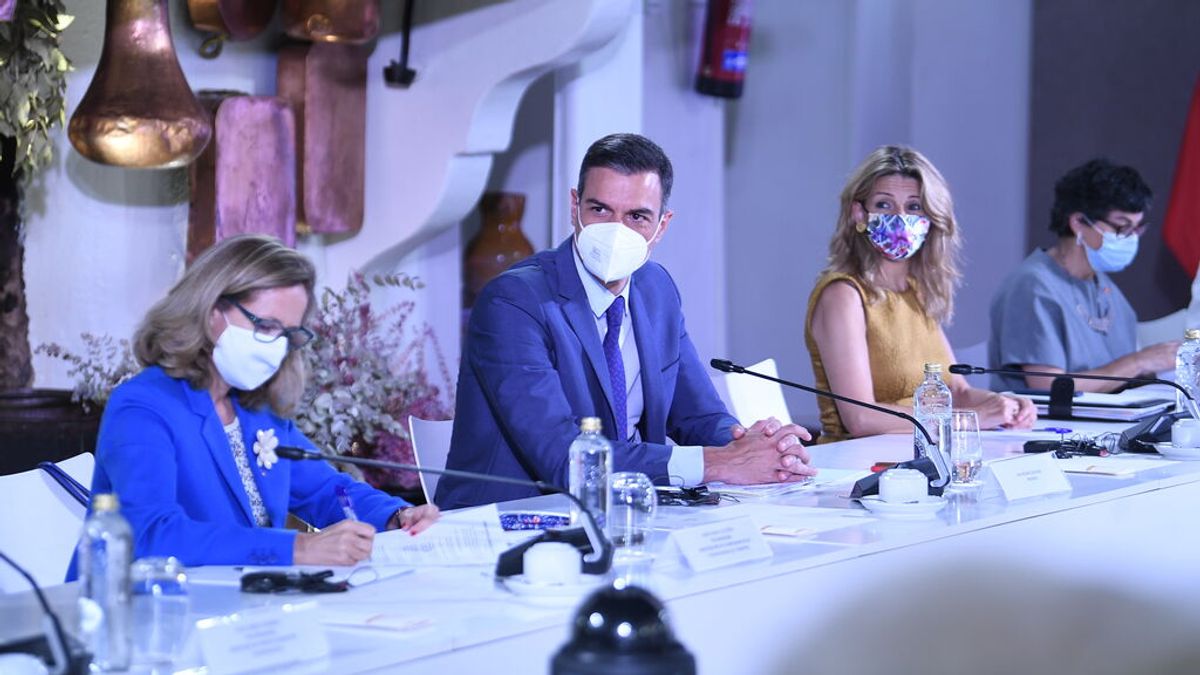 Sánchez tacha de "inaceptable" que Marruecos use el asalto a la frontera de Ceuta por diferencias políticascas Sánchez tacha de "inaceptable" que Marruecos use el asalto a la frontera de Ceuta por diferencias políticascas