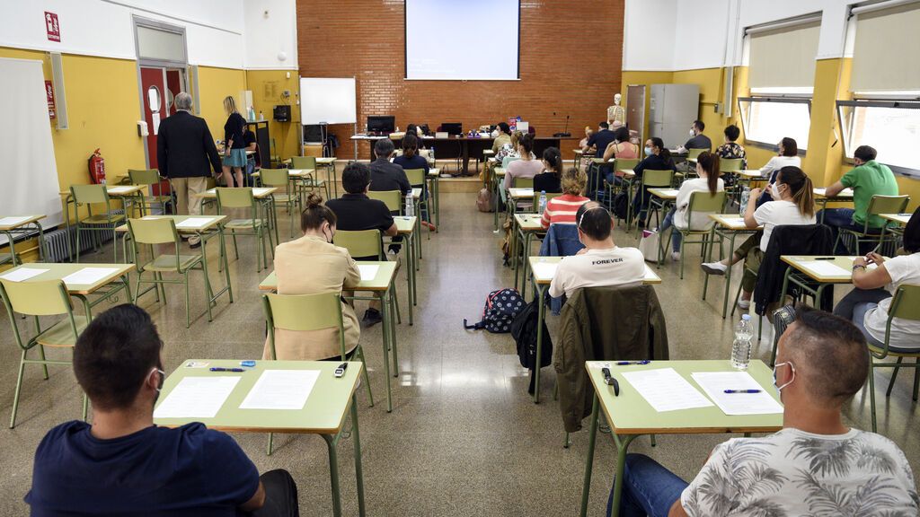 La edad media de la administración pública es 52 años: así cambiarán las oposiciones para tus hijos