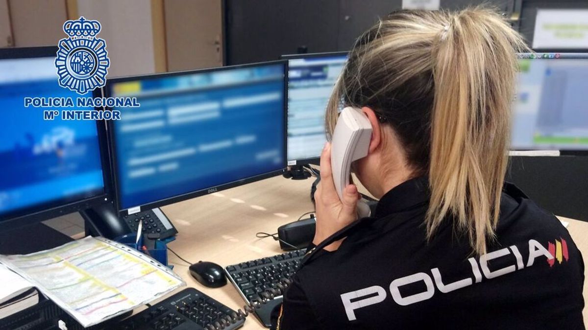 Identificada la chica que pegaba a otras en Madrid y sus amigos lo grababan para el reto viral de 'la caza del pijo' Identificada la chica que pegaba a otras en Madrid y sus amigos lo grababan para el reto viral de 'la caza del pijo'