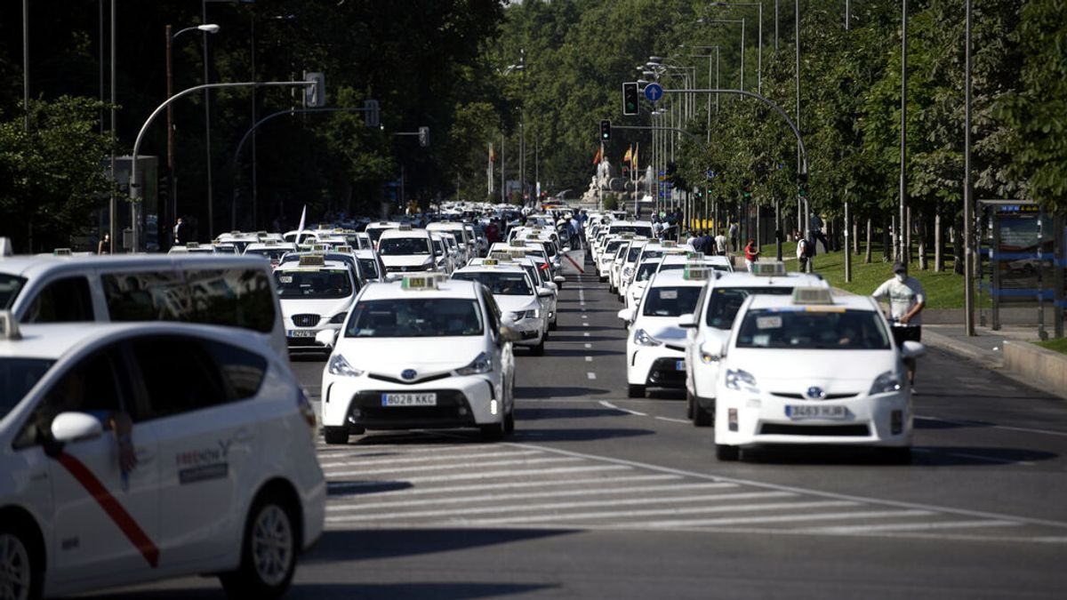Los nuevos taxis de Madrid: precios cerrados, sin camisas estampadas y modelos 'eco' Los nuevos taxis de Madrid: precios cerrados, sin camisas estampadas y modelos 'eco'