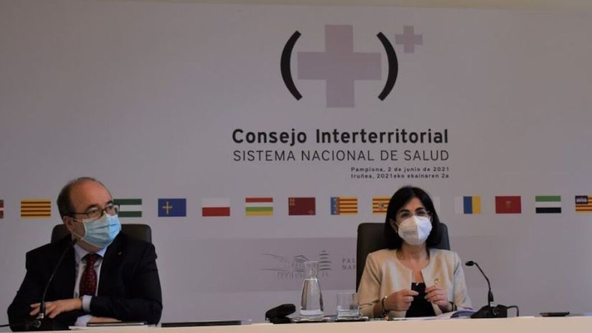Sanidad y las comunidades aprueban sin consenso la reapertura del ocio nocturno y las discotecas Sanidad y las comunidades aprueban sin consenso la reapertura del ocio nocturno y las discotecas