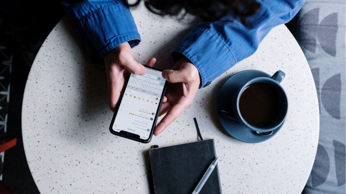 WhatsApp tendrá soporte multidispositivo y una nueva función para los mensajes temporales WhatsApp tendrá soporte multidispositivo y una nueva función para los mensajes temporales