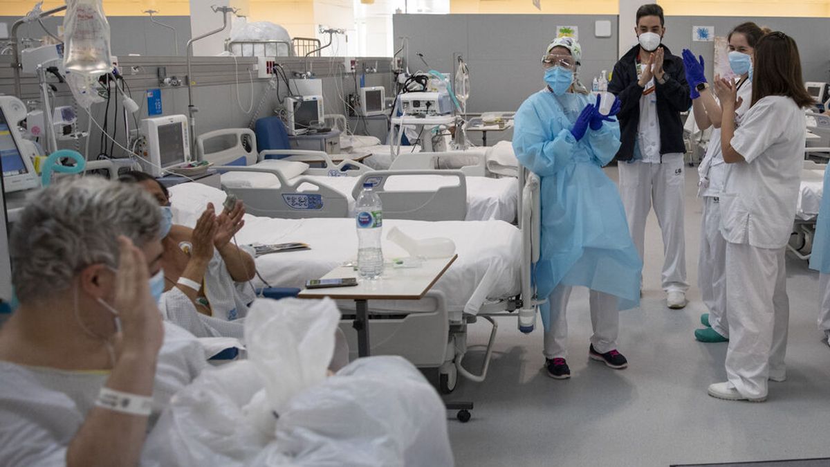 Madrid baja de 800 hospitalizados a causa del covid por primera vez desde agosto Madrid baja de 800 hospitalizados a causa del covid por primera vez desde agosto