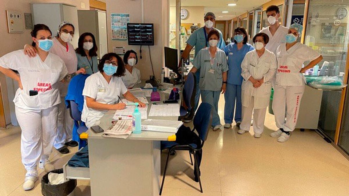 La UCI del hospital gallego que llegó a tener más ingresados en la pandemia, libre de pacientes covid La UCI del hospital gallego que llegó a tener más ingresados en la pandemia, libre de pacientes covid