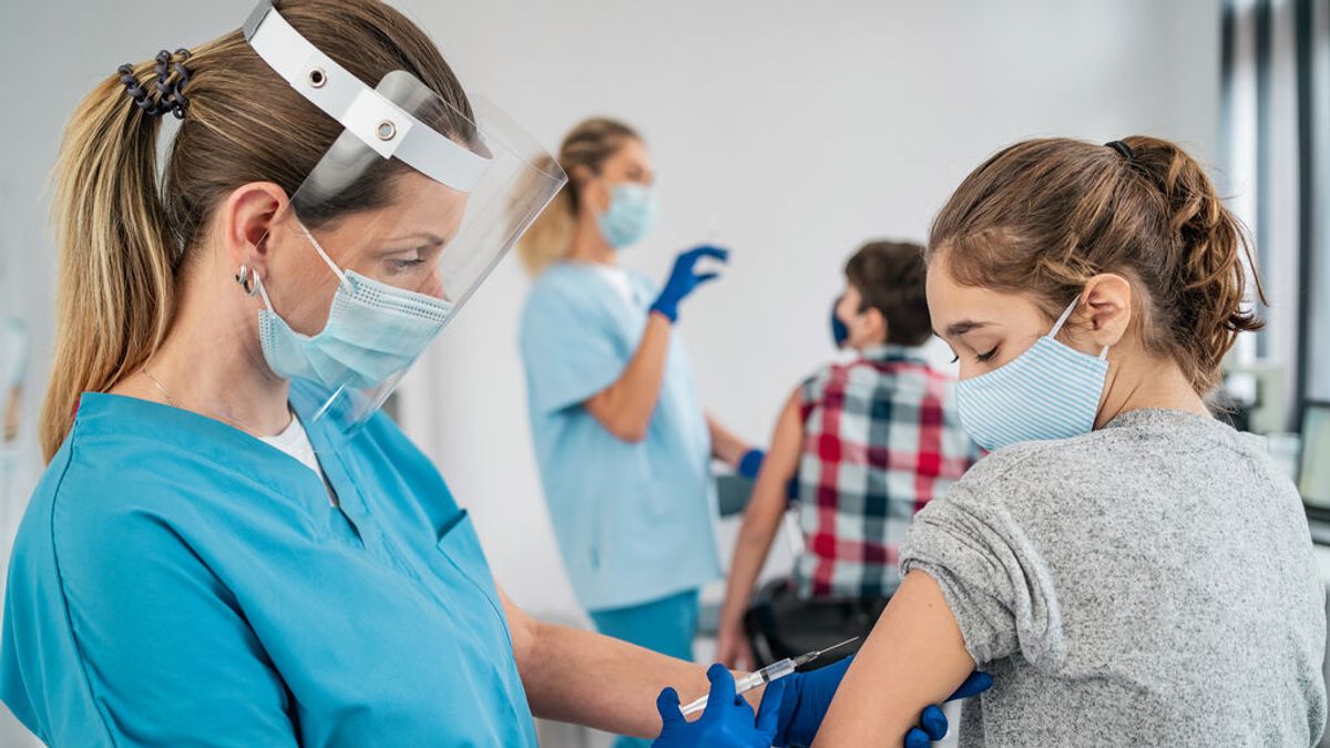Sanidad quiere vacunar a los adolescentes antes del próximo curso escolar Sanidad quiere vacunar a los adolescentes antes del próximo curso escolar