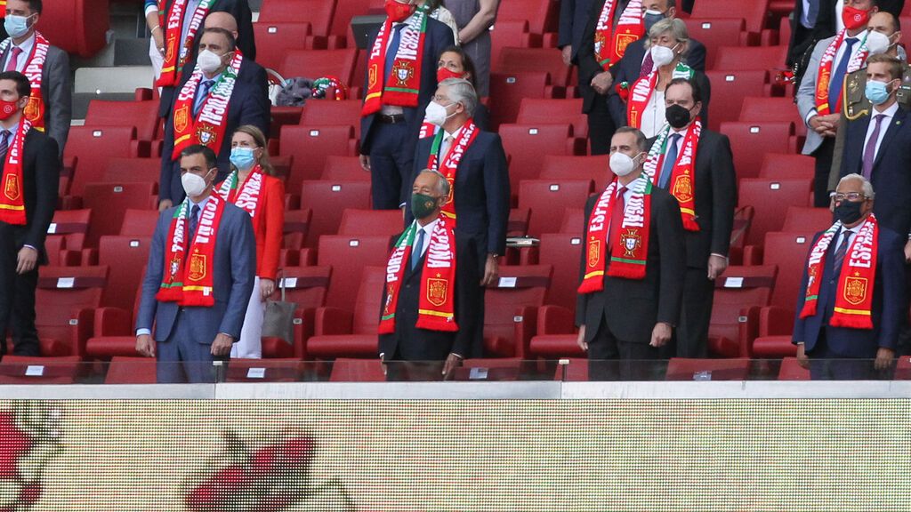 EuropaPress_3758408_luis_rubiales_president_of_spanish_federation_of_football_pedro_sanchez