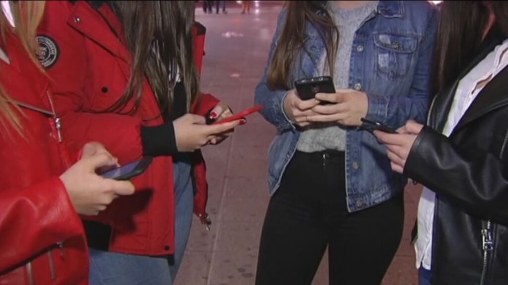 La ansiedad, el estrés y la depresión se disparan entre los jóvenes que controlan menos el uso del móvil