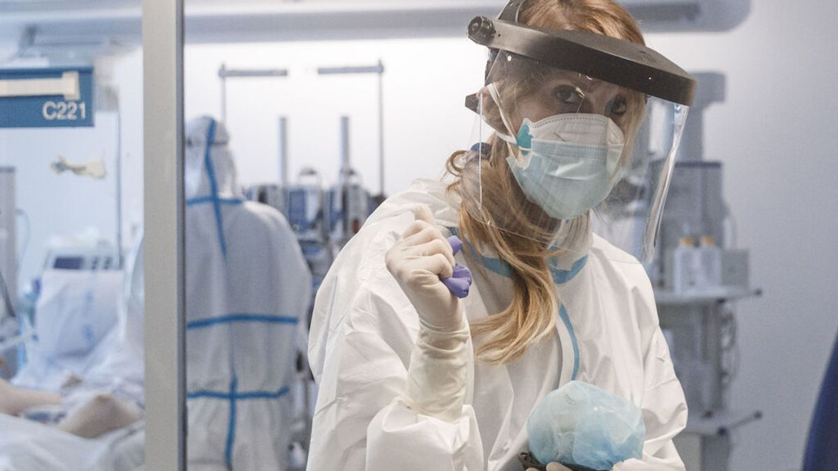 Madrid desciende de 300 ingresados en UCI por coronavirus Madrid desciende de 300 ingresados en UCI por coronavirus