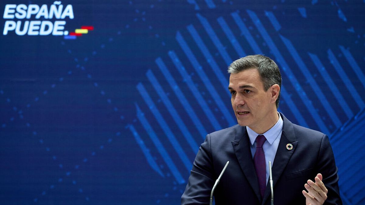 Sánchez celebra el acuerdo del G7 que "permitirá una mayor contribución de grandes compañías mundiales" Sánchez celebra el acuerdo del G7 que "permitirá una mayor contribución de grandes compañías mundiales"