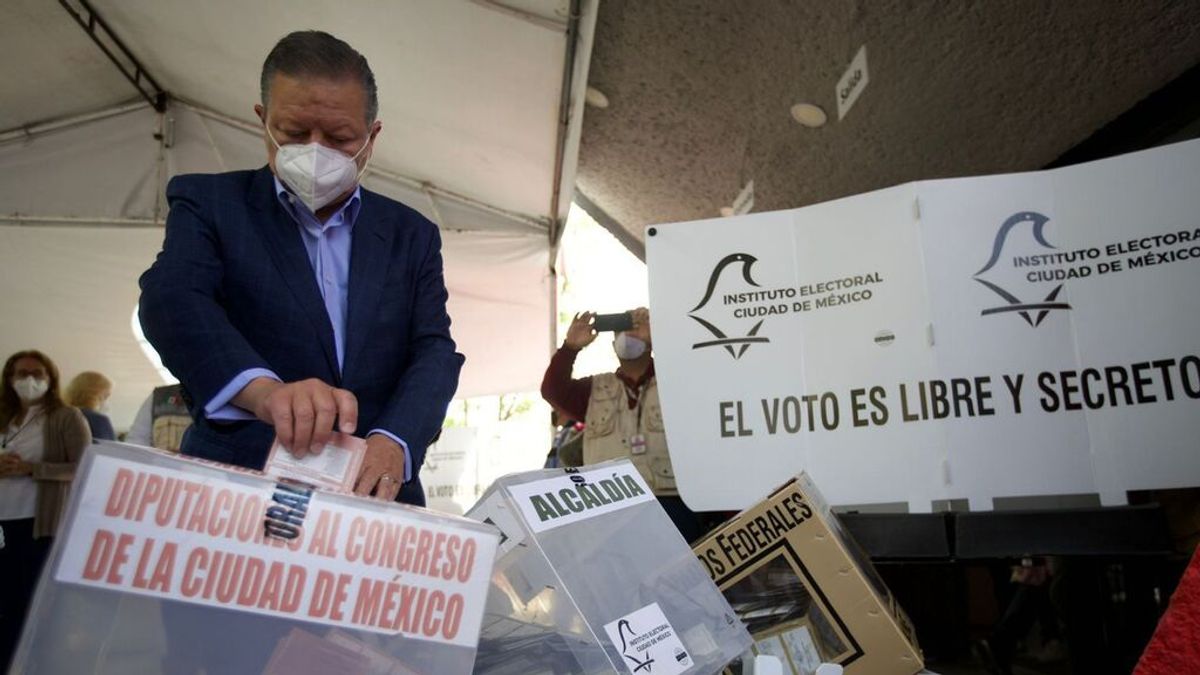 Arrojan cabezas humanas en mesas de votación en Tijuana durante las elecciones en México Arrojan cabezas humanas en mesas de votación en Tijuana durante las elecciones en México