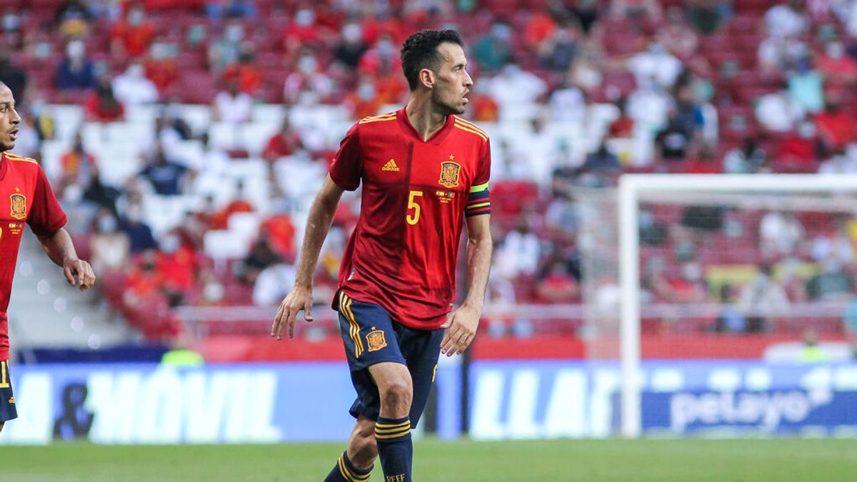 El capitán de la selección española, Sergio Busquets, positivo por coronavirus a una semana de la Eurocopa El capitán de la selección española, Sergio Busquets, positivo por coronavirus a una semana de la Eurocopa