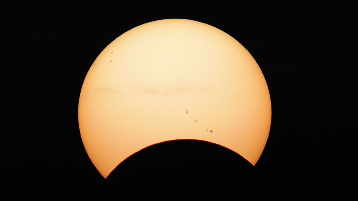 El eclipse anular de Sol del próximo miércoles podrá verse desde España de forma parcial El eclipse anular de Sol del próximo miércoles podrá verse desde España de forma parcial