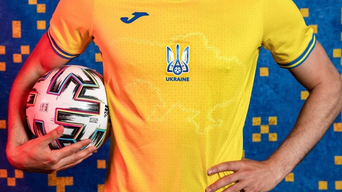 La equipación de Ucrania para la Eurocopa provoca críticas en Rusia por incluir un mapa con Crimea La equipación de Ucrania para la Eurocopa provoca críticas en Rusia por incluir un mapa con Crimea
