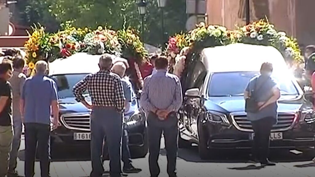 Dolor em Argamasilla de Alba en el adiós de los jóvenes fallecidos en un accidente de coche