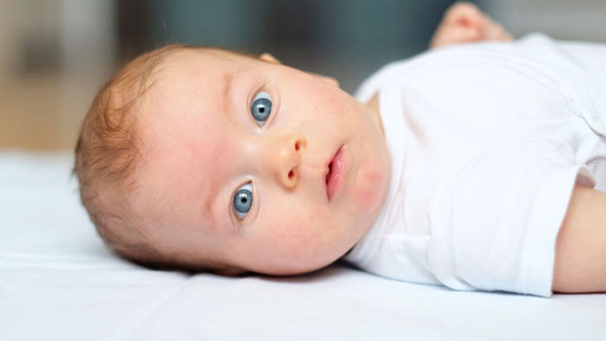 Cómo y cuándo saber cuál será el color definitivo de los ojos de tu bebé: estas son las claves para saberlo.