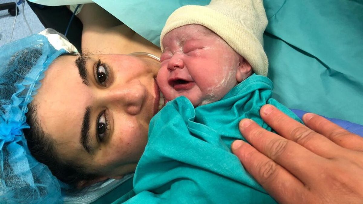 Da a luz un bebé sano tras pasar 24 días ingresada en la UCI por Covid en Castellón Da a luz un bebé sano tras pasar 24 días ingresada en la UCI por Covid en Castellón
