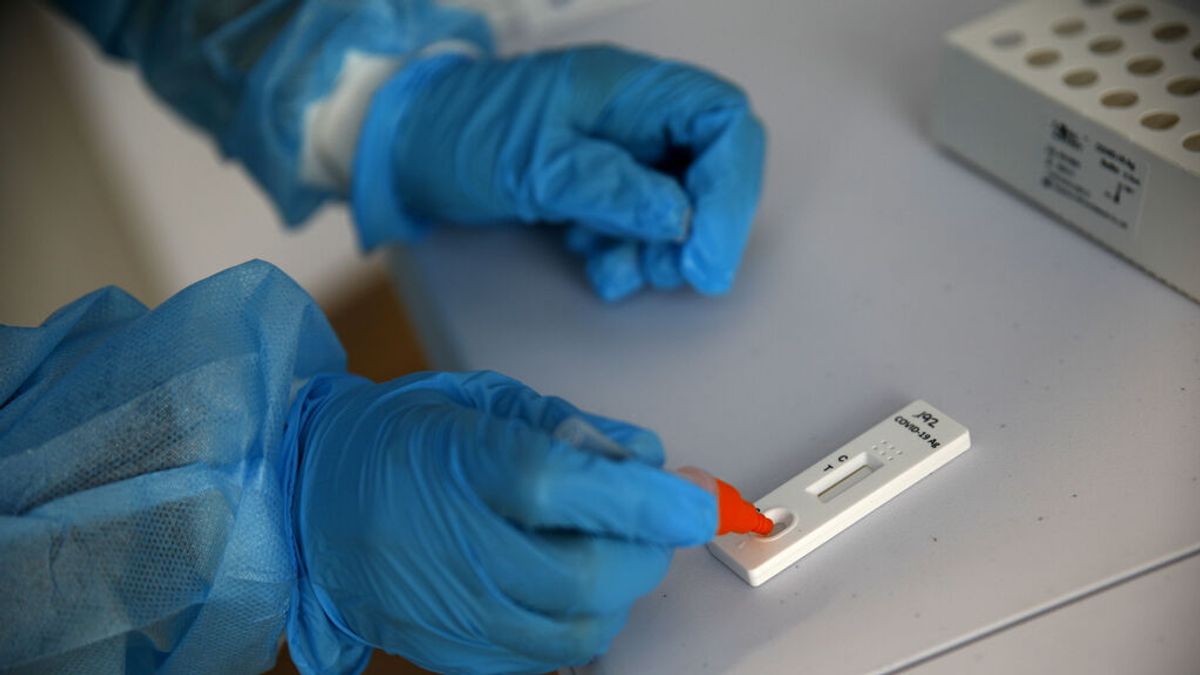 Continúan disminuyendo los ingresados por covid en España Continúan disminuyendo los ingresados por covid en España