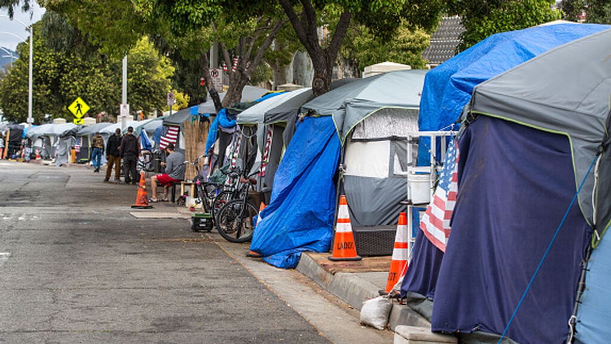Cientos de miles de personas sin hogar buscan su sitio en Estados Unidos Cientos de miles de personas sin hogar buscan su sitio en Estados Unidos