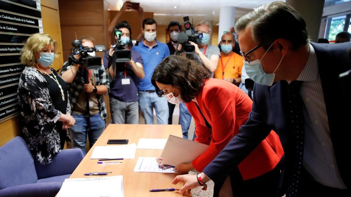 Ayuso alcanza un acuerdo con Vox que ocupará una de las vicepresidencias de la Asamblea de Madrid Ayuso alcanza un acuerdo con Vox que ocupará una de las vicepresidencias de la Asamblea de Madrid