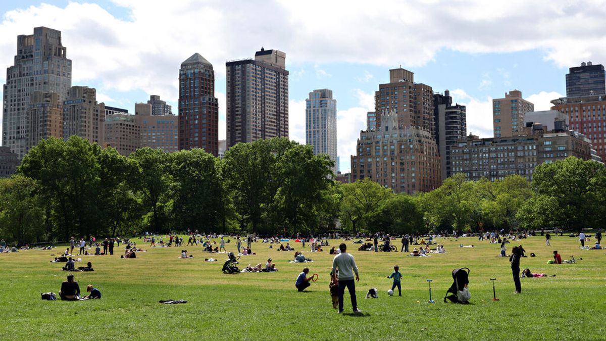 Nueva York Nueva York planea un concierto de 60.000 personas en agosto para celebrar el 'renacimiento' de la ciudad tras el Covid-19 Nueva York Planea Un Concierto De 60.000 Personas En Agosto Para Celebrar El 'Renacimiento' De La Ciudad Tras El Covid-19