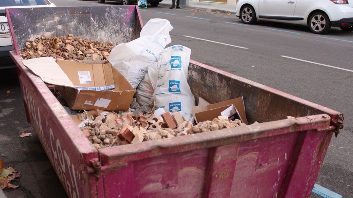 Aparece un cadáver en un contenedor de obra en Pamplona Aparece un cadáver en un contenedor de obra en Pamplona
