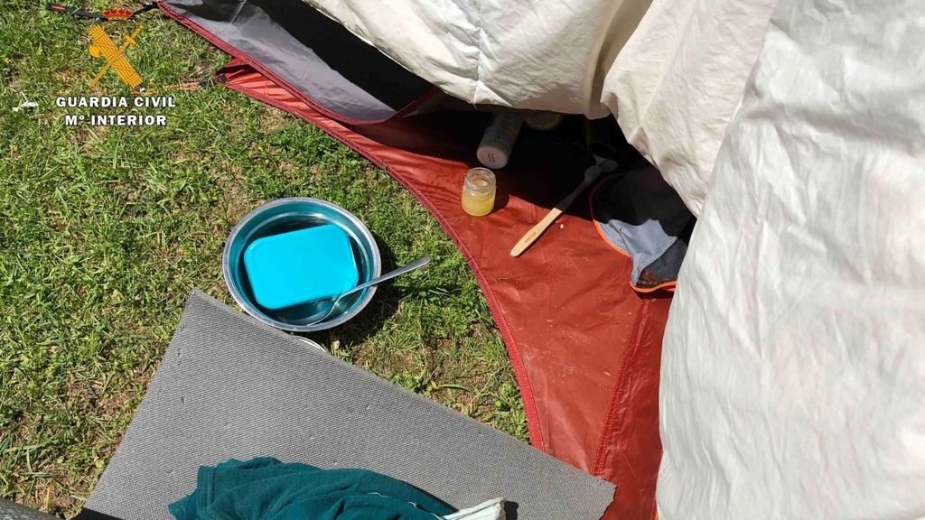 Así vive la Familia Arcoiris, la comunidad hippie de La Rioja