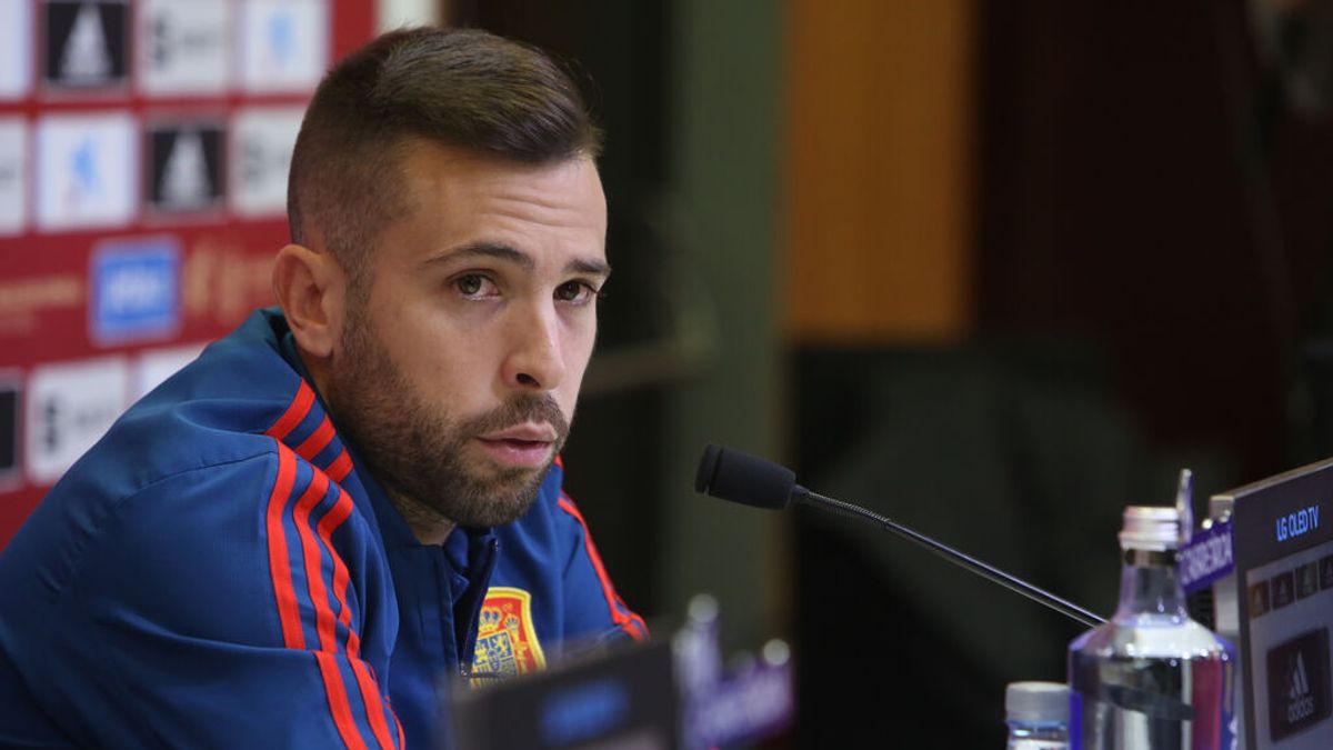 Jordi Alba sobre la vacunación de la Roja: "Somos unos mandados" Jordi Alba sobre la vacunación de la Roja: "Somos unos mandados"