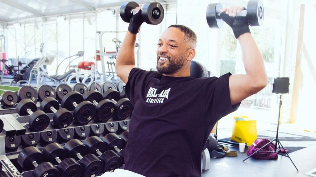 Musculación, alimentación o yoga: así está siendo el entrenamiento de Will Smith para bajar tripa