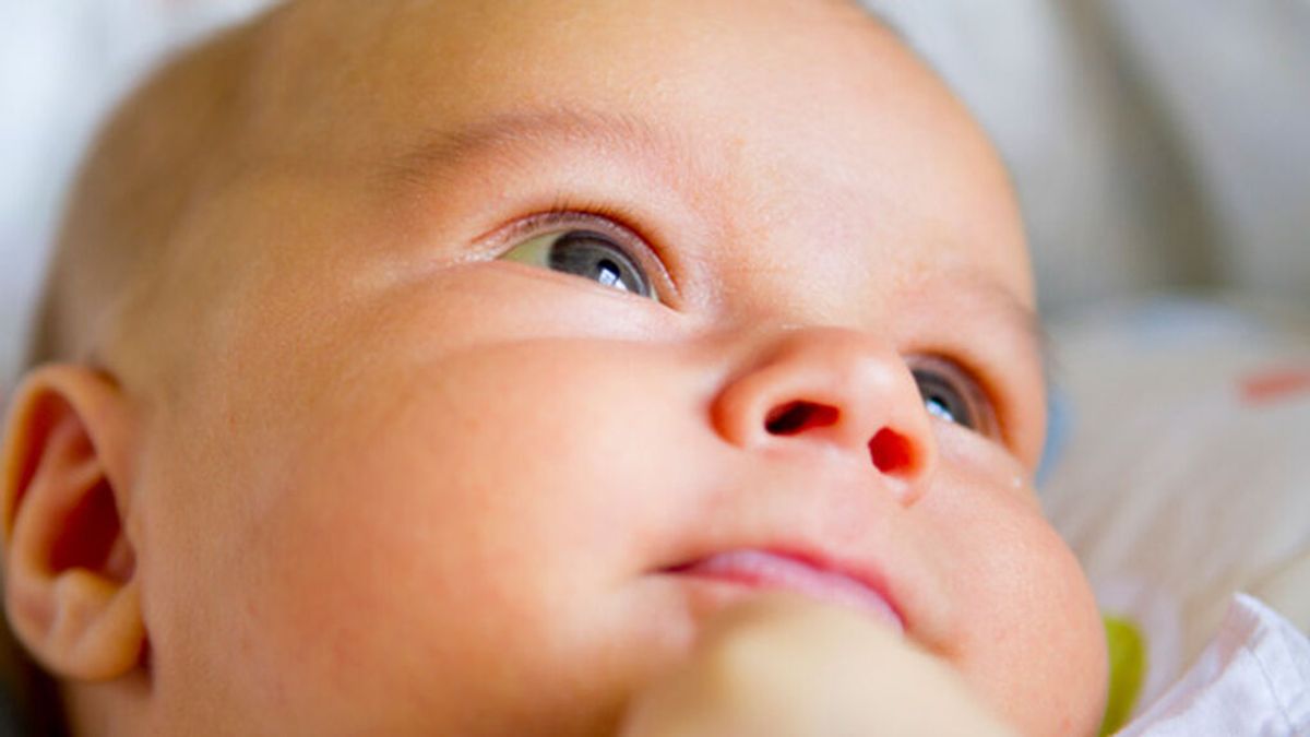 ¿Por qué mi bebé recién nacido tiene los ojos amarillos? La ictericia infantil, un problema común sobre todo en recién nacidos