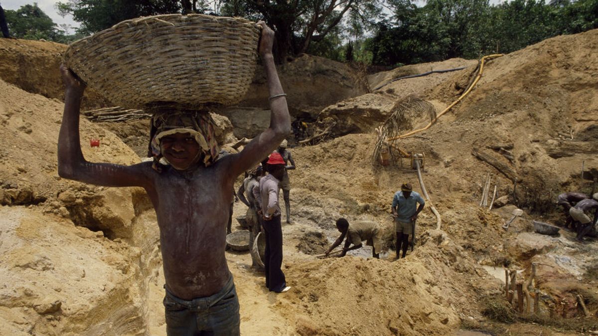 Aumenta a 160 millones el número de niños atrapados en el trabajo infantil y la pandemia agrava la situación Aumenta a 160 millones el número de niños atrapados en el trabajo infantil y la pandemia agrava la situación
