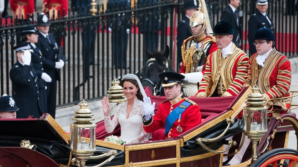 También, el carruaje usado fue el mismo que el de Diana y el príncipe Carlos.