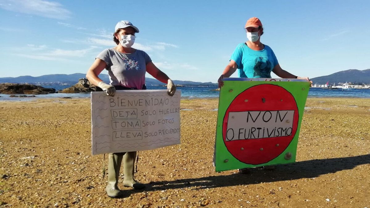 Las mariscadoras conciencian contra el furtivismo: “¿Trabajarías gratis para proteger tu oficina de los ladrones?” Las mariscadoras conciencian contra el furtivismo: “¿Trabajarías gratis para proteger tu oficina de los ladrones?”