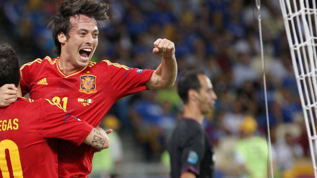 David Silva celebrando un gol con España