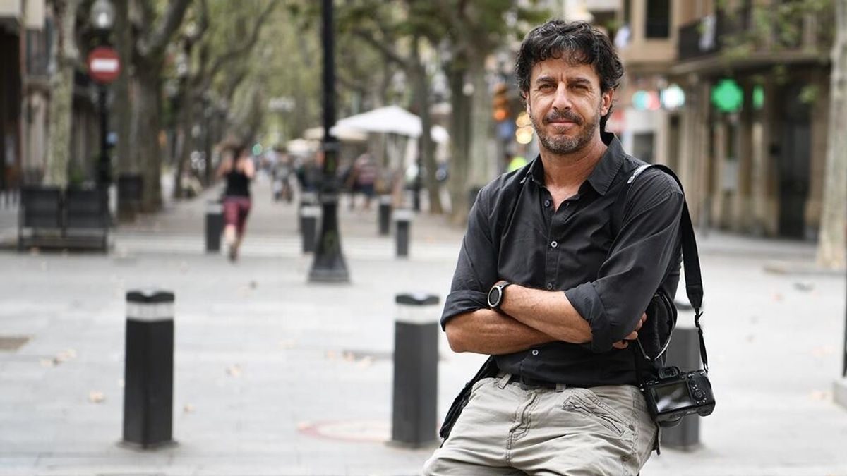 Emilio Morenatti, fotoperiodista español, gana un Pulitzer por su retrato del impacto de la covid en los ancianos
