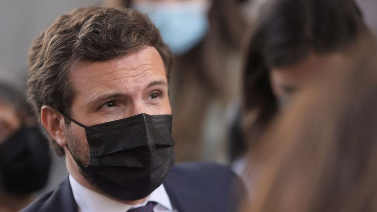 Pablo Casado firma contra los indultos a los presos del 'procés' por Internet Pablo Casado firma contra los indultos a los presos del 'procés' por Internet