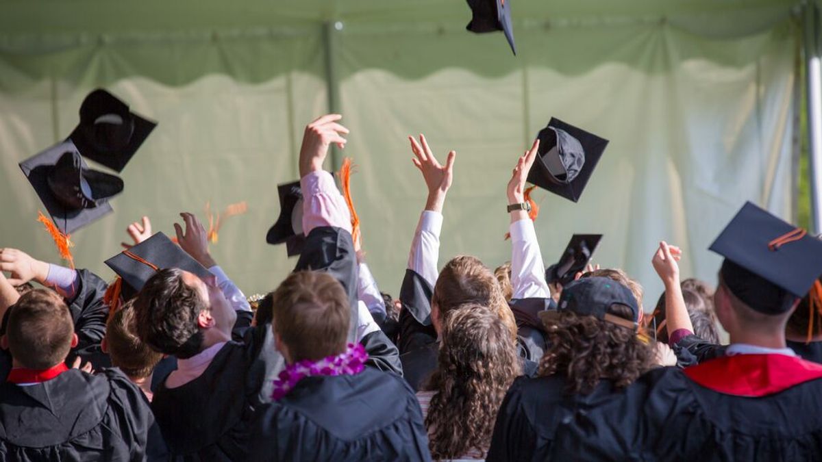 Vuelven las fiestas de fin de curso y graduaciones en Cataluña a partir del 14 de junio Vuelven las fiestas de fin de curso y graduaciones en Cataluña a partir del 14 de junio